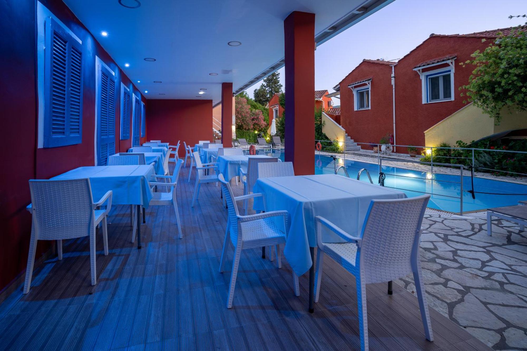 Vliho Bay Boutique Hotel Yénion Екстериор снимка