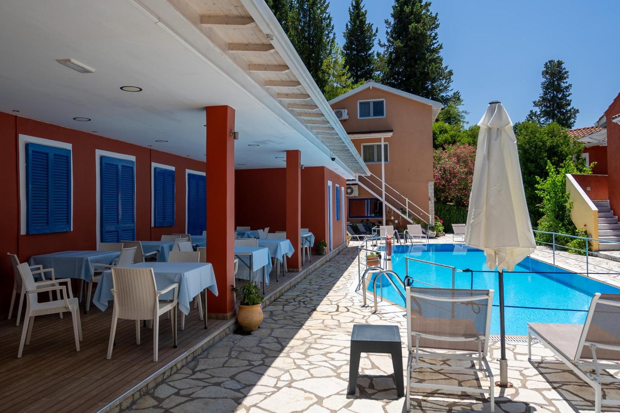 Vliho Bay Boutique Hotel Yénion Екстериор снимка