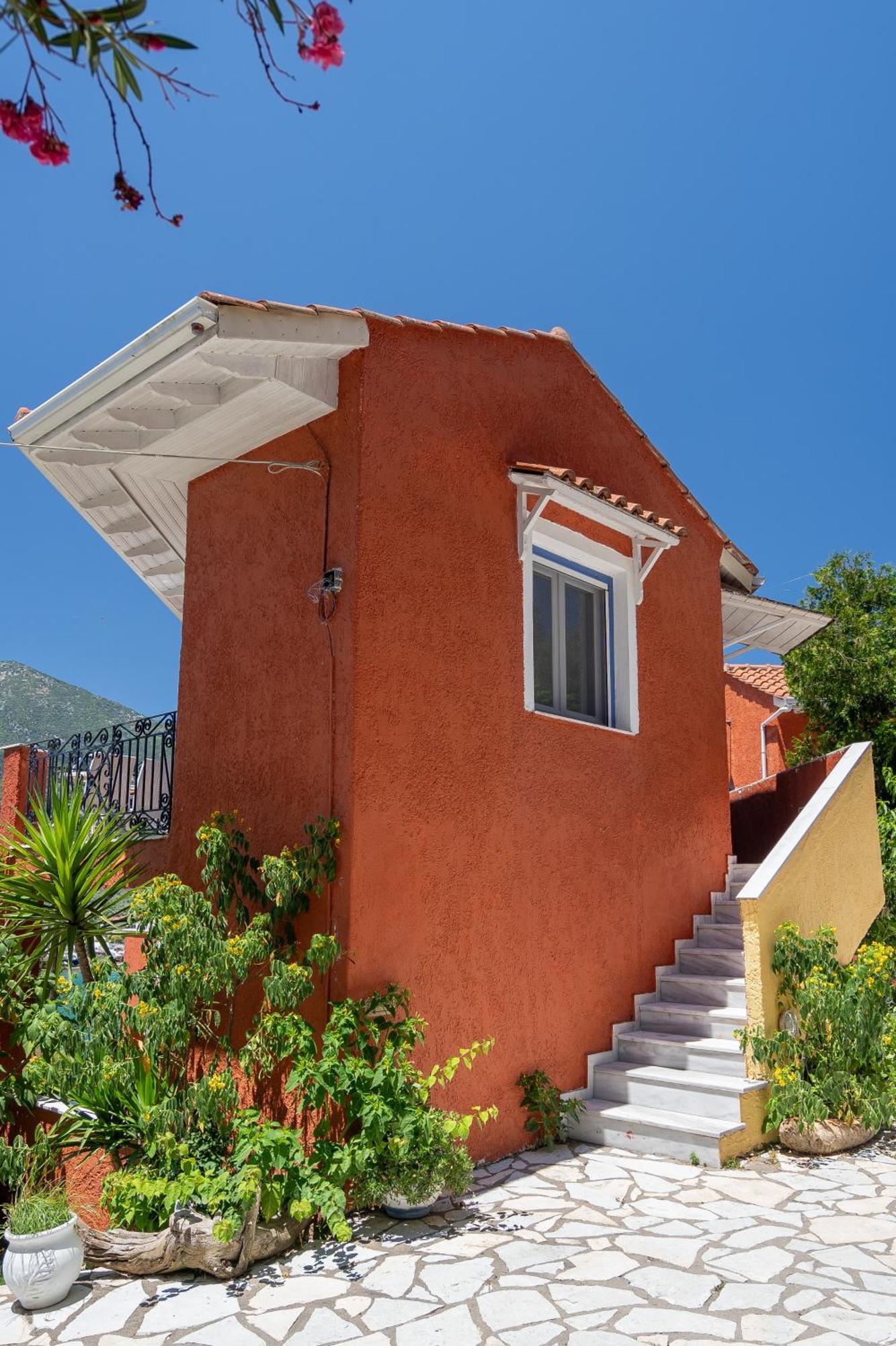 Vliho Bay Boutique Hotel Yénion Екстериор снимка