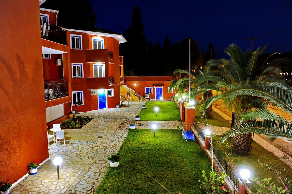 Vliho Bay Boutique Hotel Yénion Екстериор снимка