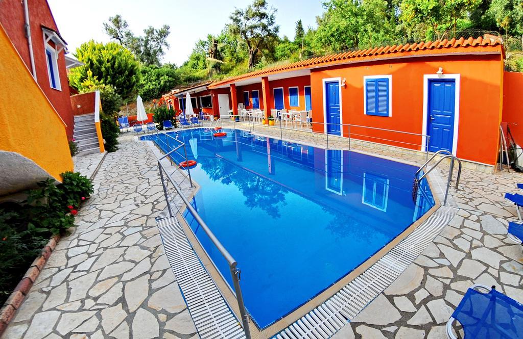 Vliho Bay Boutique Hotel Yénion Екстериор снимка