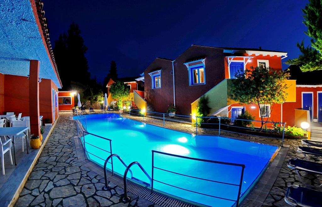 Vliho Bay Boutique Hotel Yénion Екстериор снимка