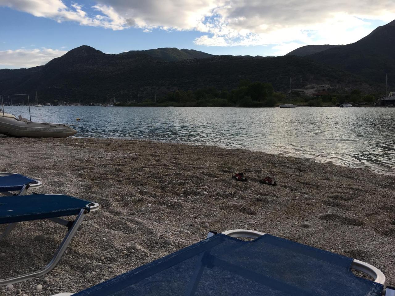 Vliho Bay Boutique Hotel Yénion Екстериор снимка